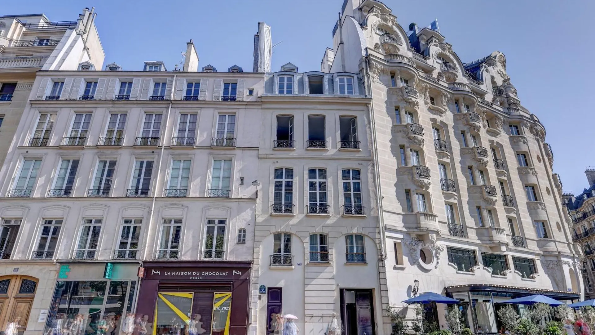 Small Luxurious Room In The Heart Of Saint Germain Paris